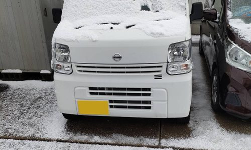 2023年11月25日(土)秋田市内で初雪観測 2023年11月25日(土)秋田市内で初雪観測