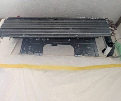 完全分解エアコンクリーニング